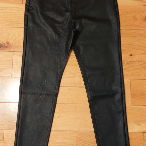 BNWT Tagoo Faux Leather Pants - Picture 7 of 8